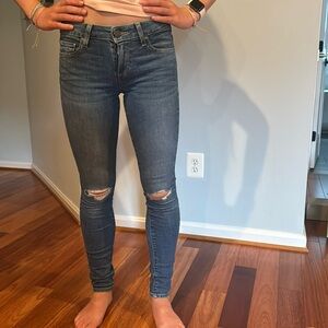 Paige mid rise skinny jeans size 26